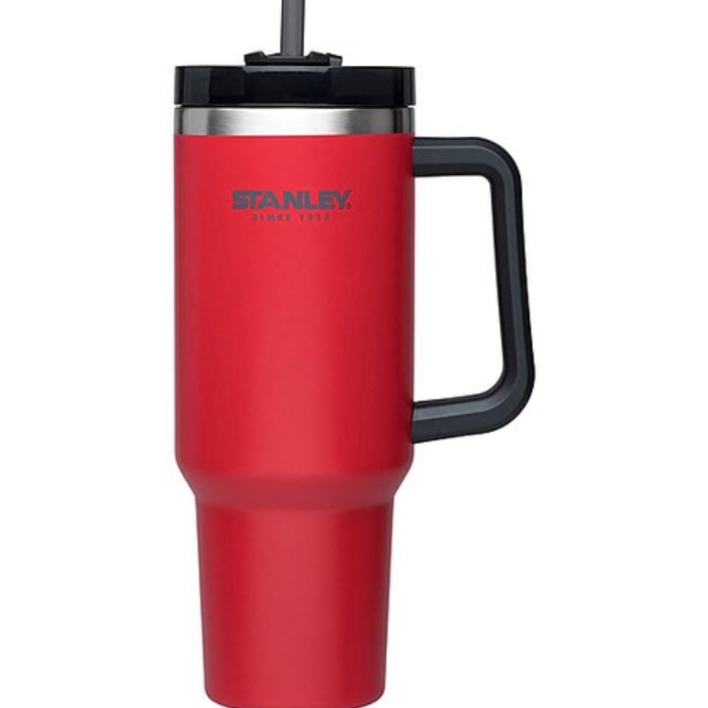 ISO Stanley 40oz Adventure Quencher tumbler in Flame, Flannel or Hammertone